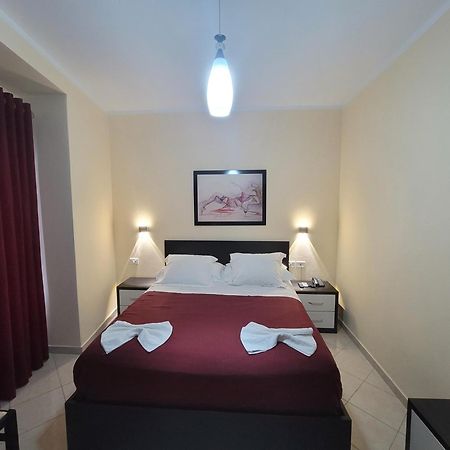 Haris Hotel Влёра Экстерьер фото