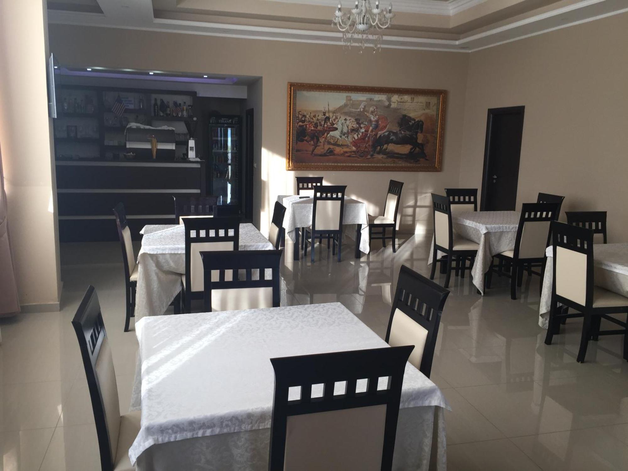 Haris Hotel Влёра Экстерьер фото